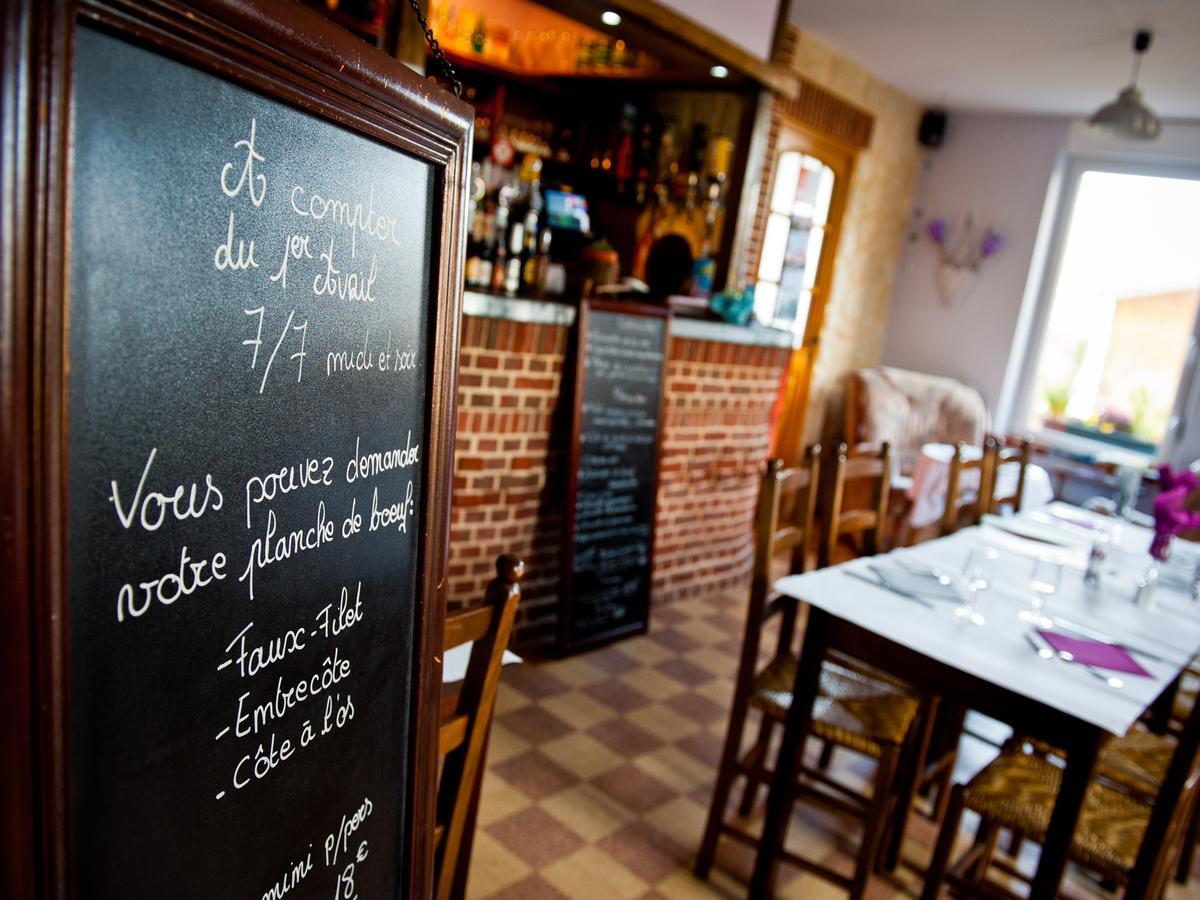 Logis Hotel Restaurant Le Relais Fleuri Vervins Exterior photo